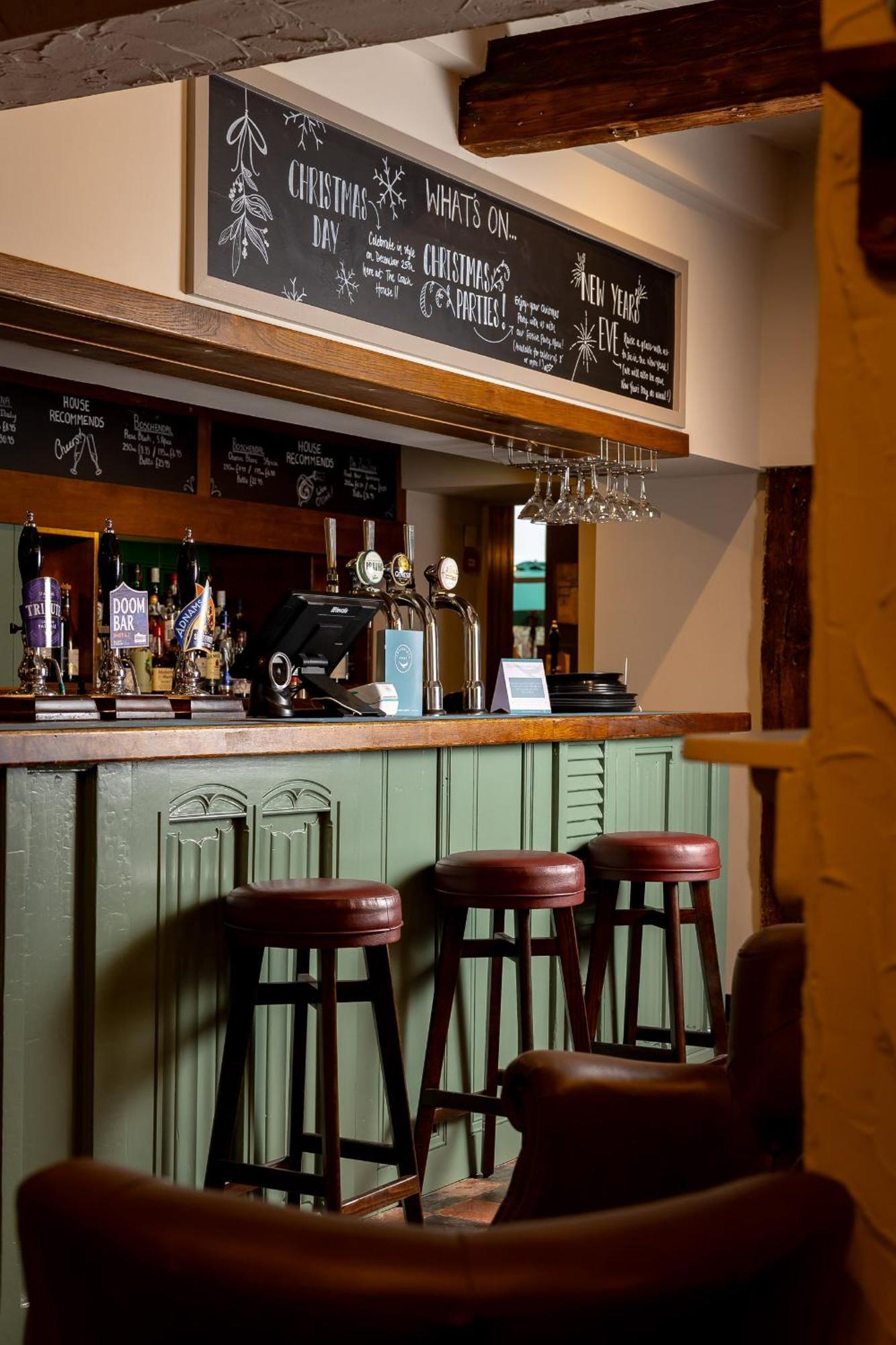 The Olde Coach House Inn Ashby Saint Ledgers Extérieur photo