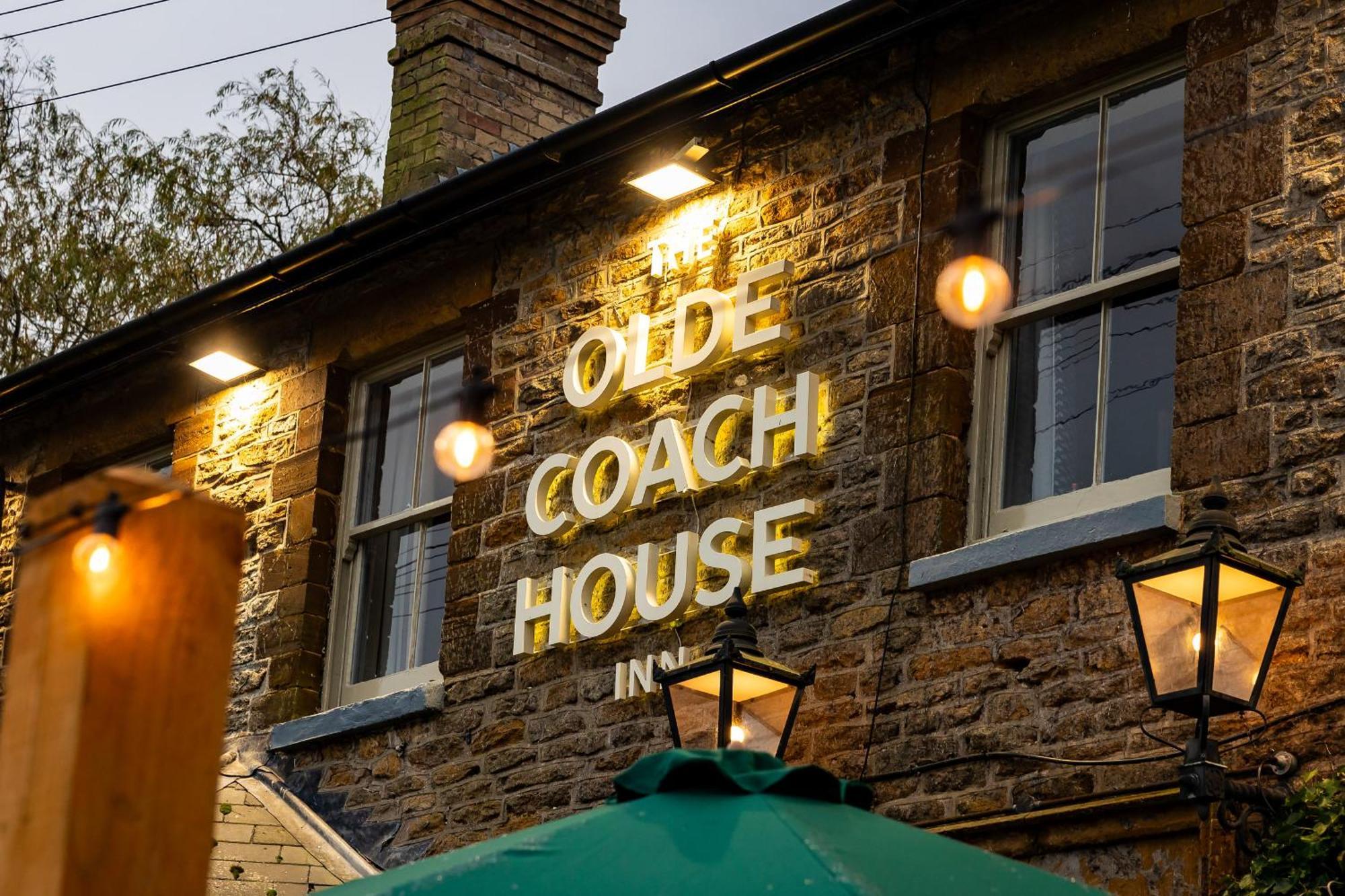 The Olde Coach House Inn Ashby Saint Ledgers Extérieur photo