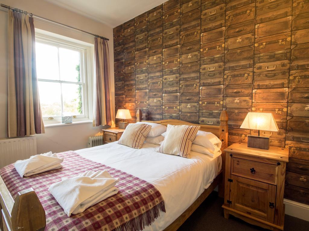 The Olde Coach House Inn Ashby Saint Ledgers Extérieur photo